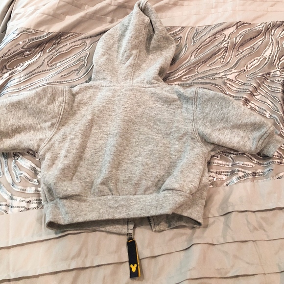 mickey mouse sweatshirt - Picture 2 of 3